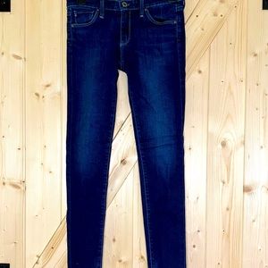AG Women’s Jeans. Size 26R. Legging Skinny Jean.